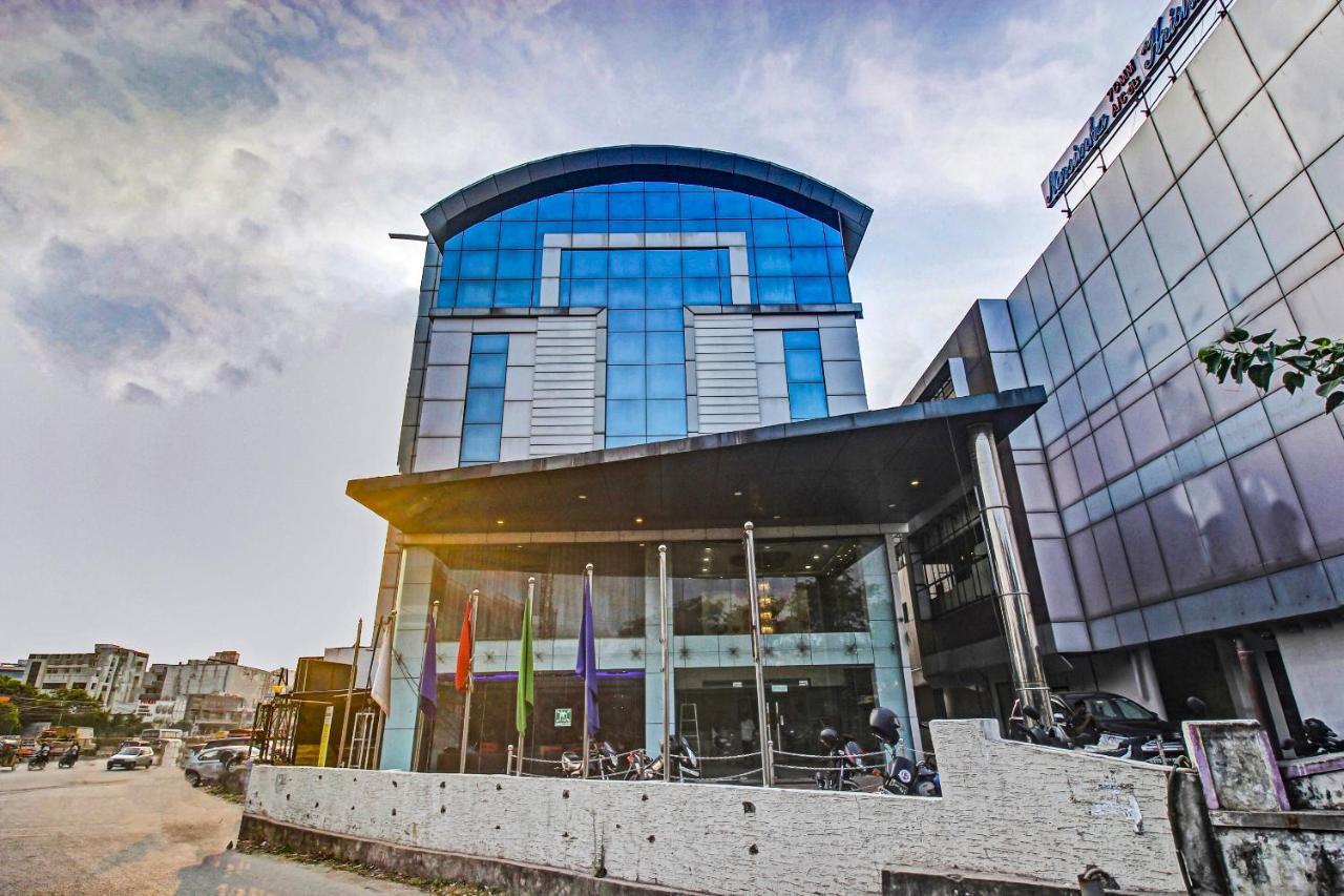 Hotel Oyo Townhouse 707 Grand Krishna Hajdarabad Zewnętrze zdjęcie