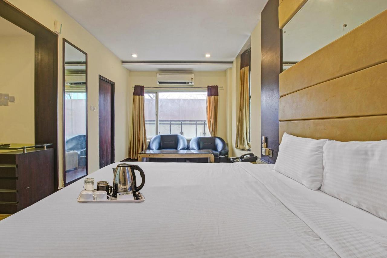 Hotel Oyo Townhouse 707 Grand Krishna Hajdarabad Zewnętrze zdjęcie